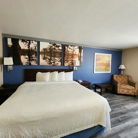 Days Inn By Wyndham Rosenberg Exterior foto